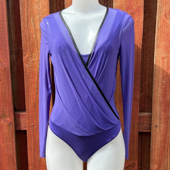 Bebe Women’s Sheer Long Sleeve Bodysuit Size XS